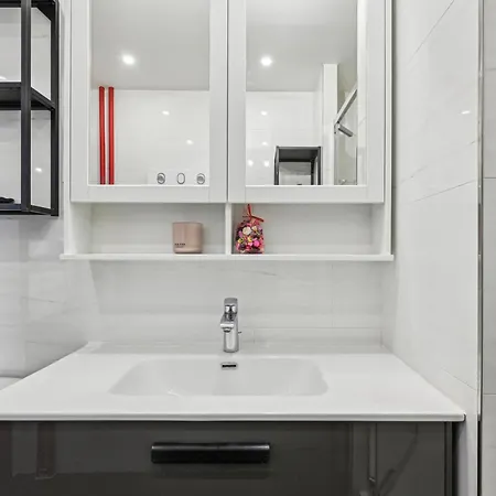 Montparnasse Appartement 4*
